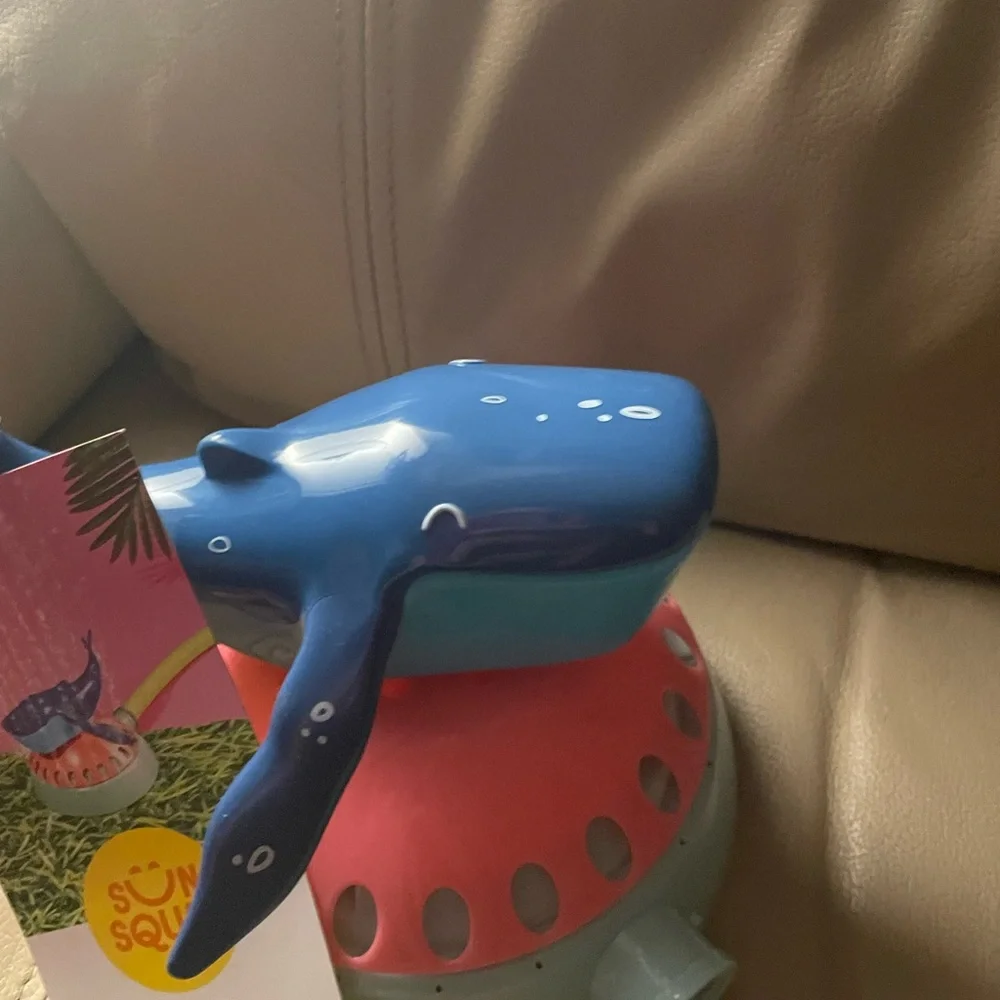 Blue Whale Toy with Pink Base Spinning Sprinkler Sun Squad NWT Outdoor Fun Wet